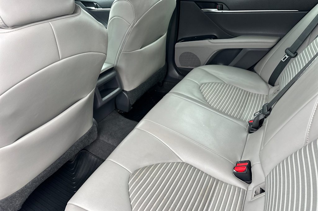 Thumbnail: 2020 Toyota Camry - 11