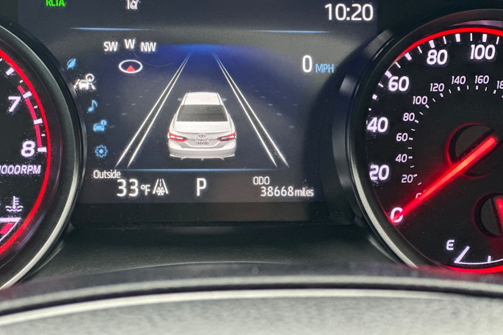 Thumbnail: 2021 Toyota Camry - 27