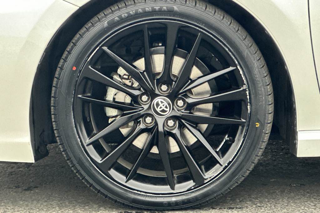 Thumbnail: 2021 Toyota Camry - 8