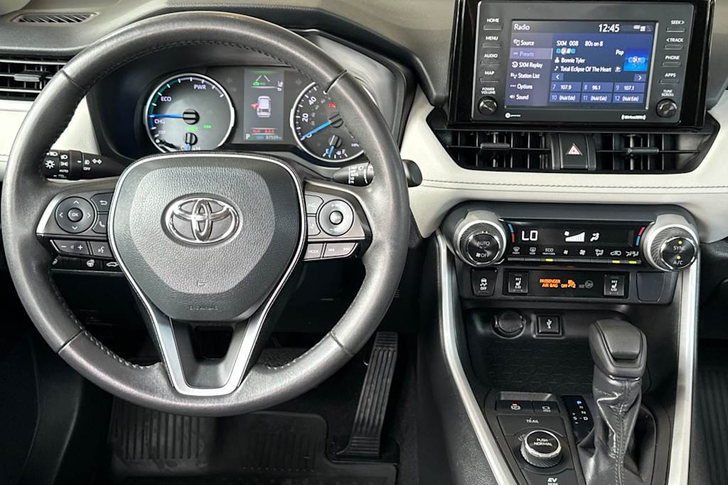 Thumbnail: 2021 Toyota RAV4 - 10