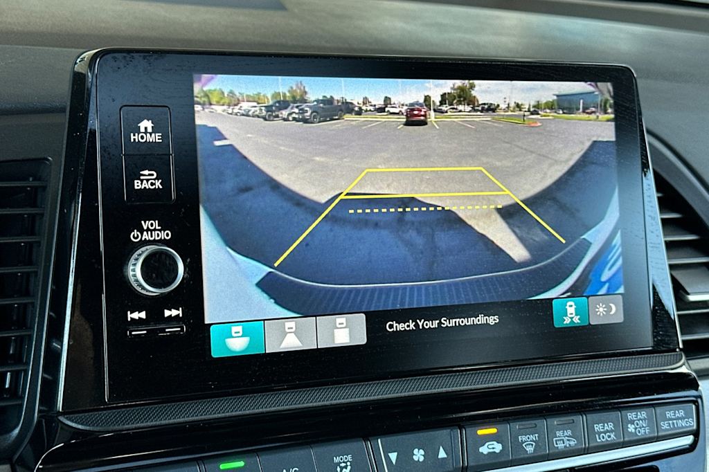 Thumbnail: 2025 Honda Odyssey - 23