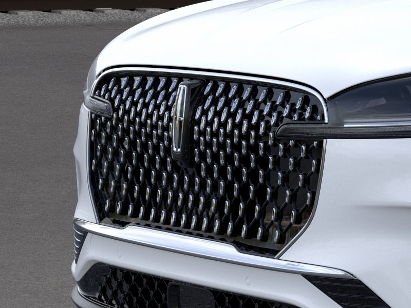 Thumbnail: 2026 Lincoln Aviator - 12