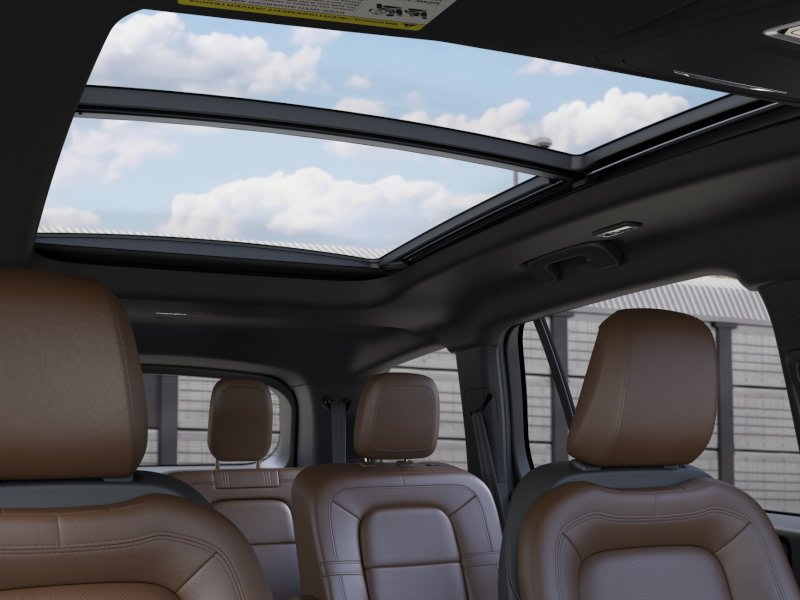Thumbnail: 2026 Lincoln Aviator - 22
