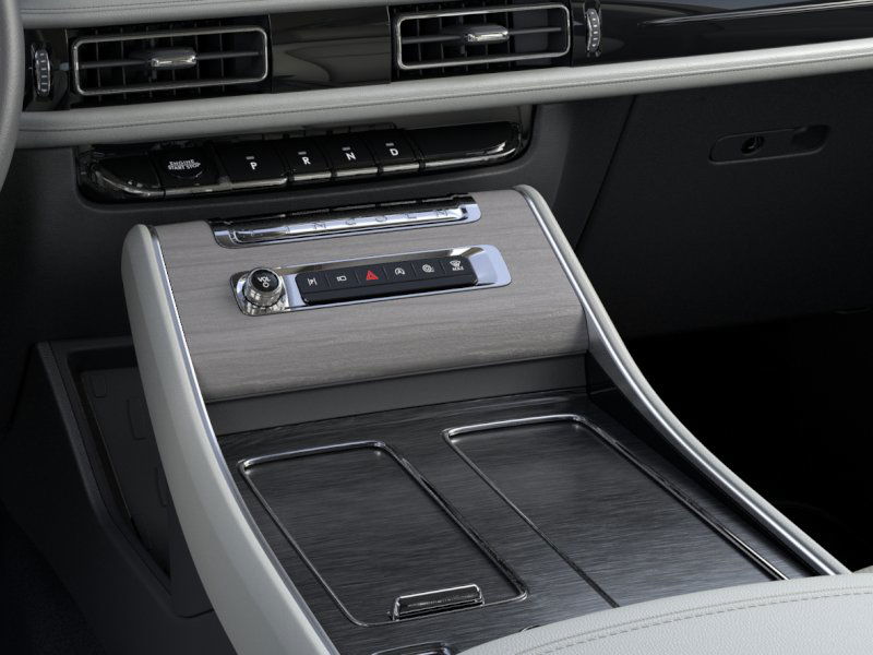 Thumbnail: 2025 Lincoln Aviator - 17