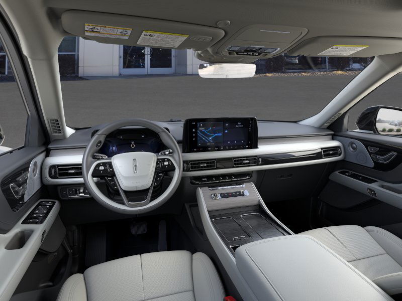Thumbnail: 2025 Lincoln Aviator - 2