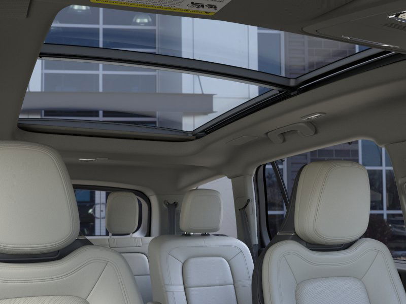Thumbnail: 2025 Lincoln Aviator - 22