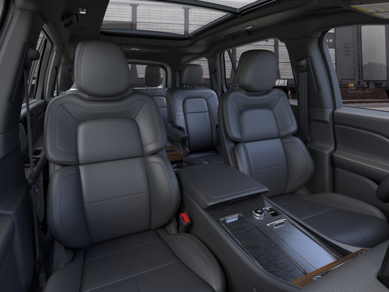 Thumbnail: 2026 Lincoln Aviator - 9