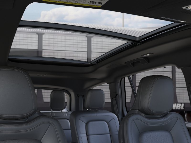Thumbnail: 2026 Lincoln Aviator - 22
