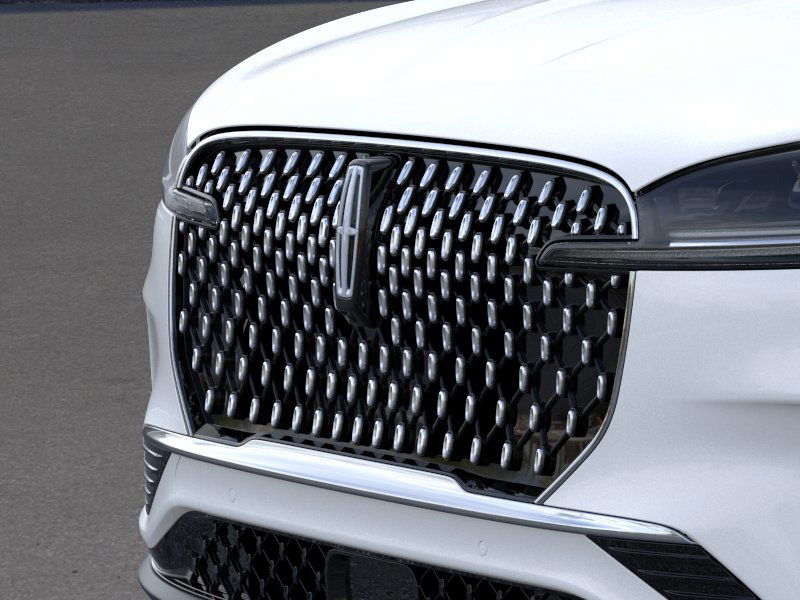 Thumbnail: 2026 Lincoln Aviator - 13