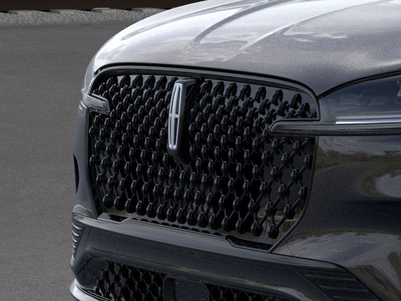 Thumbnail: 2026 Lincoln Aviator - 14