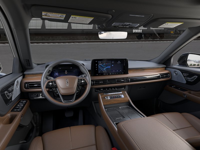 Thumbnail: 2026 Lincoln Aviator - 2