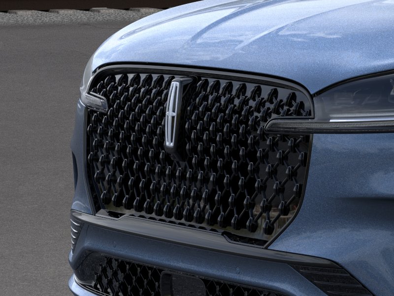 Thumbnail: 2026 Lincoln Aviator - 14
