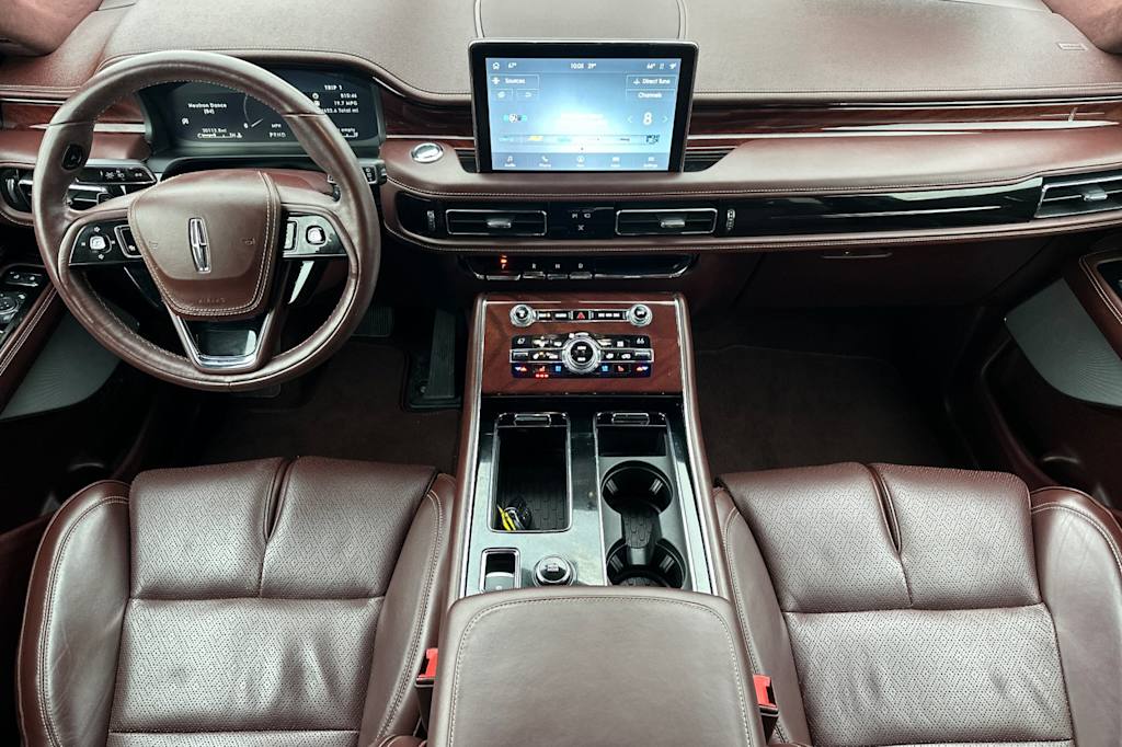 Thumbnail: 2020 Lincoln Aviator - 2