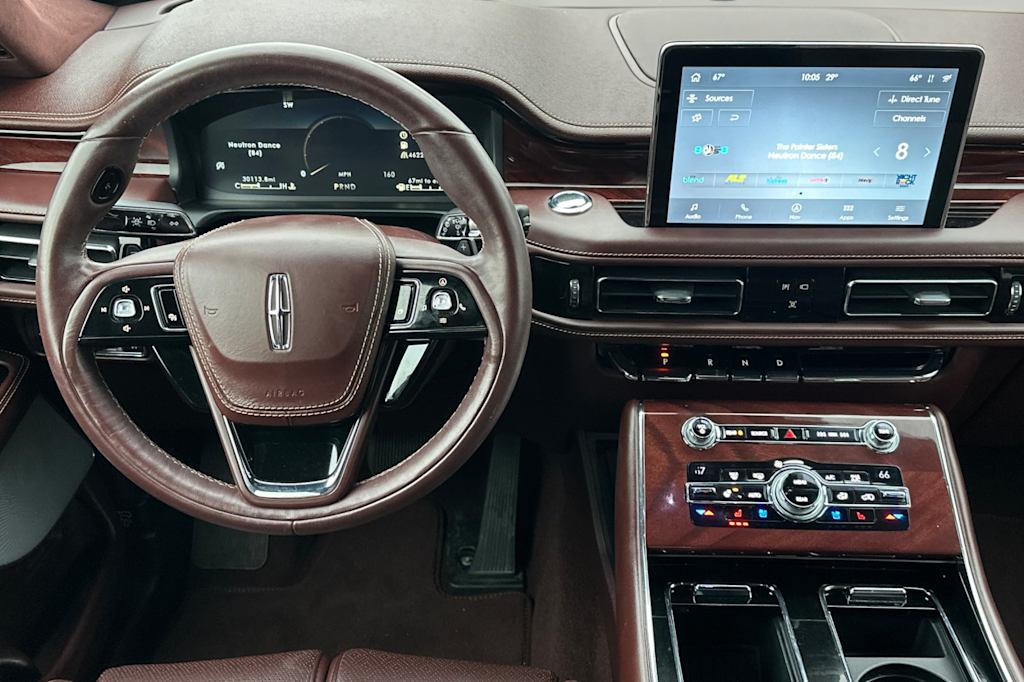 Thumbnail: 2020 Lincoln Aviator - 11