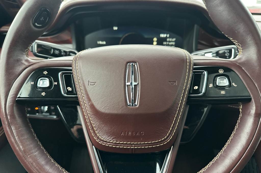 Thumbnail: 2020 Lincoln Aviator - 28