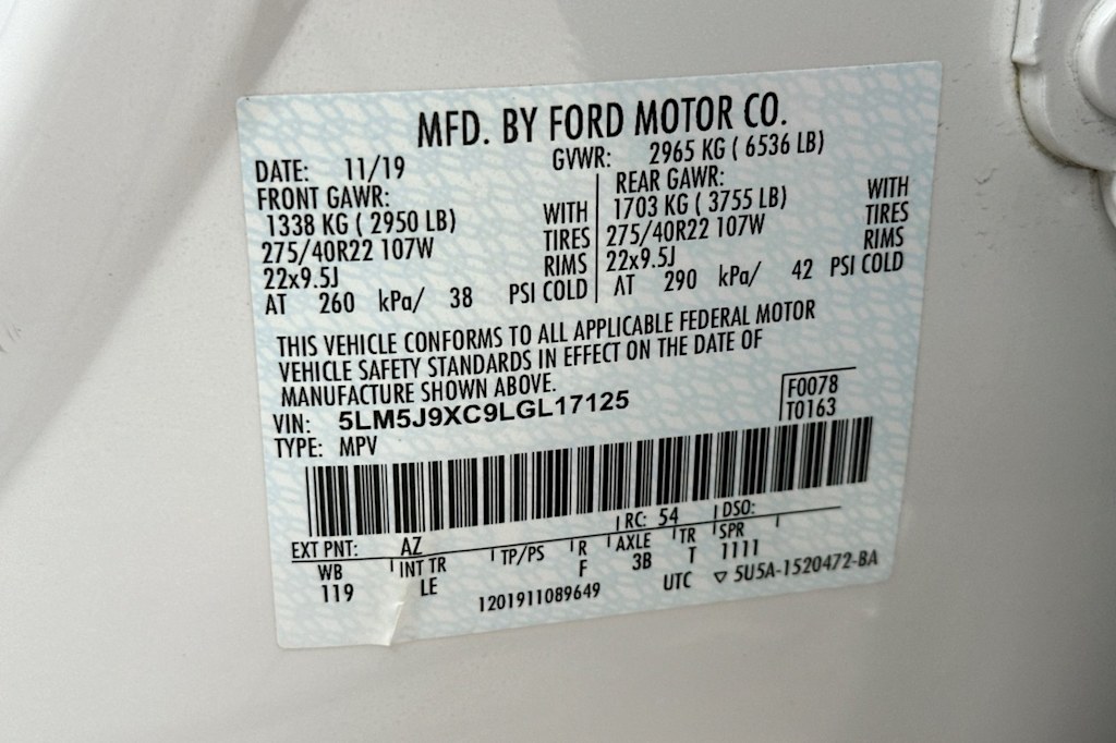 Thumbnail: 2020 Lincoln Aviator - 16