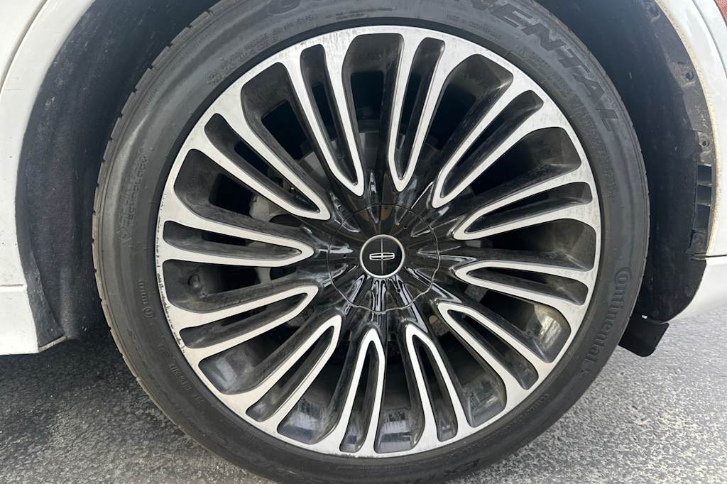 Thumbnail: 2021 Lincoln Aviator - 5