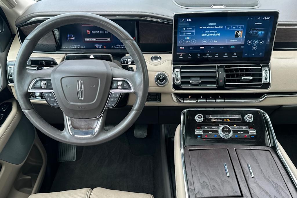 Thumbnail: 2024 Lincoln Navigator - 11