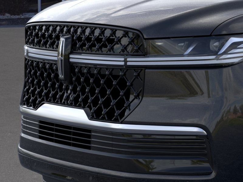 Thumbnail: 2026 Lincoln Navigator - 19