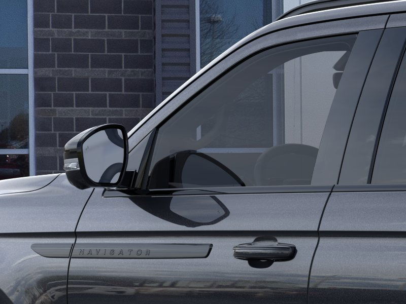 Thumbnail: 2026 Lincoln Navigator - 21