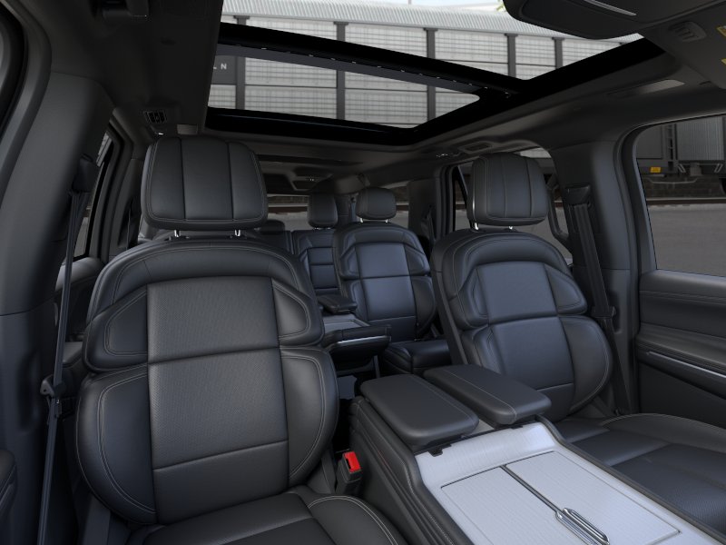 Thumbnail: 2026 Lincoln Navigator L - 7