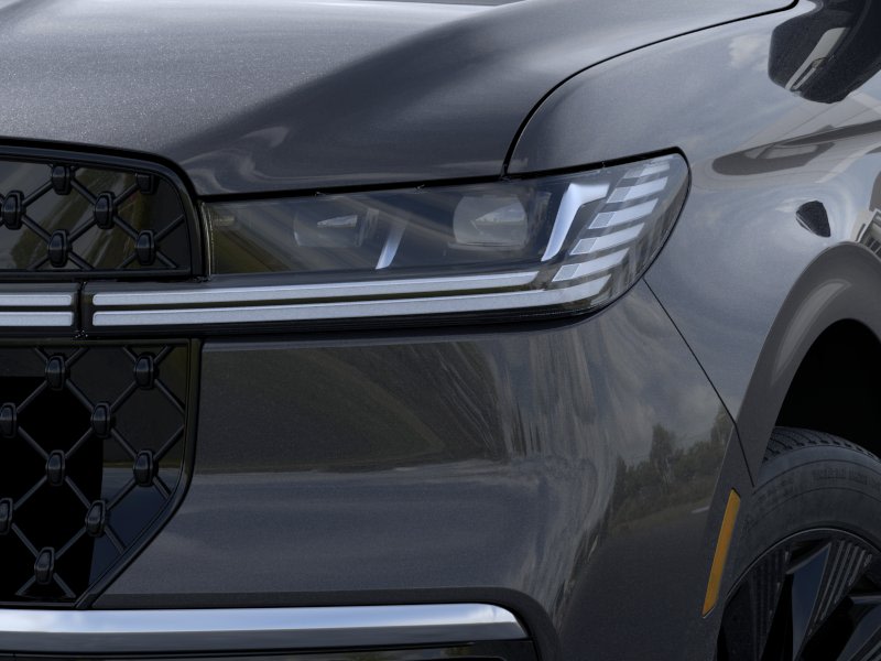 Thumbnail: 2026 Lincoln Navigator L - 19
