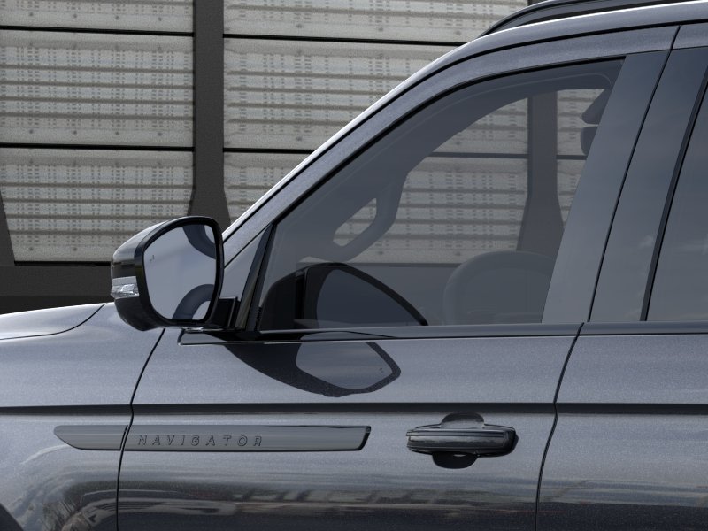 Thumbnail: 2026 Lincoln Navigator L - 20