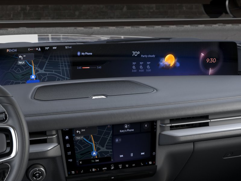 Thumbnail: 2026 Lincoln Navigator L - 16