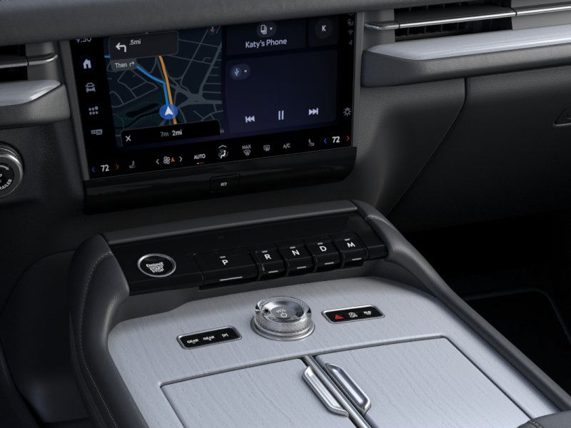 Thumbnail: 2025 Lincoln Navigator L - 17