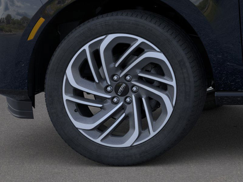 Thumbnail: 2025 Lincoln Navigator L - 5