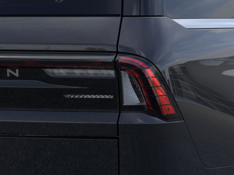 Thumbnail: 2025 Lincoln Navigator L - 21