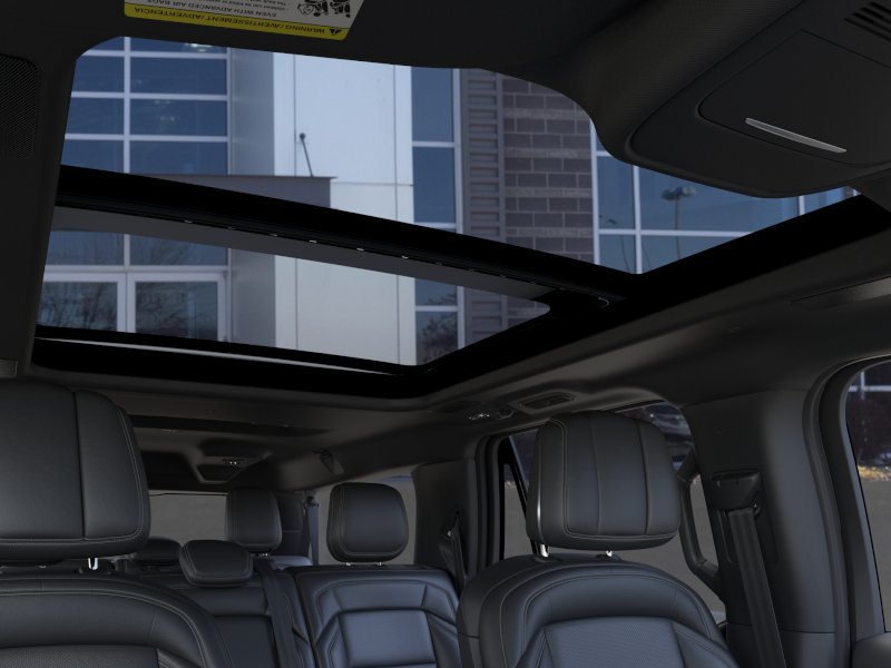 Thumbnail: 2026 Lincoln Navigator L - 22