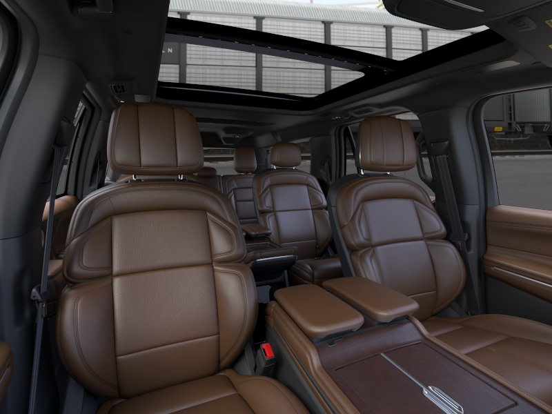 Thumbnail: 2026 Lincoln Navigator L - 7