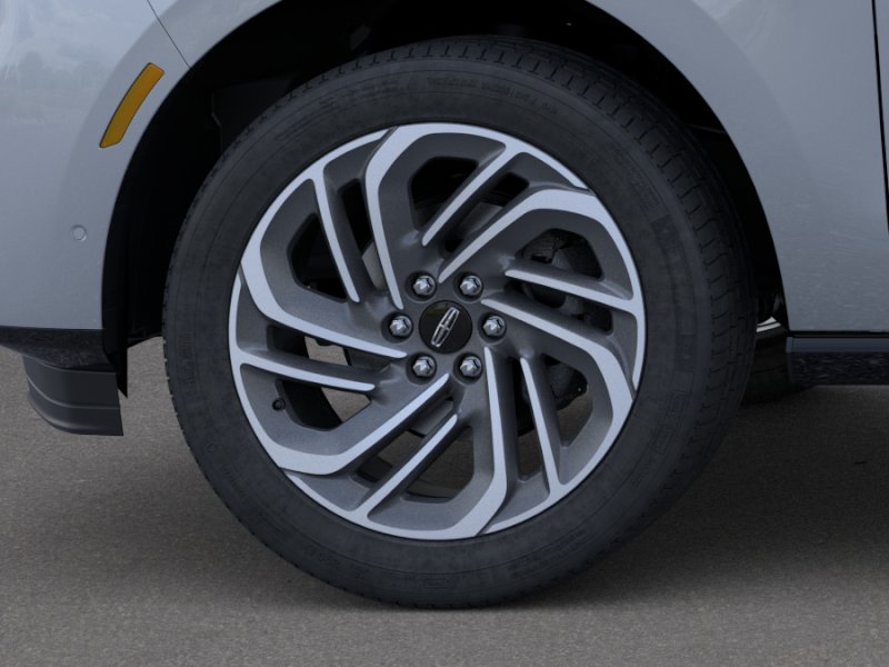 Thumbnail: 2026 Lincoln Navigator L - 6