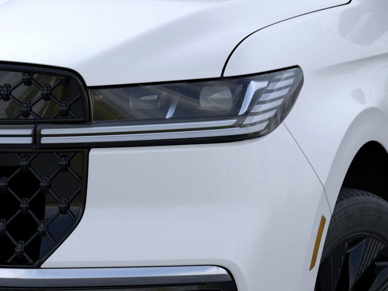 Thumbnail: 2025 Lincoln Navigator L - 19