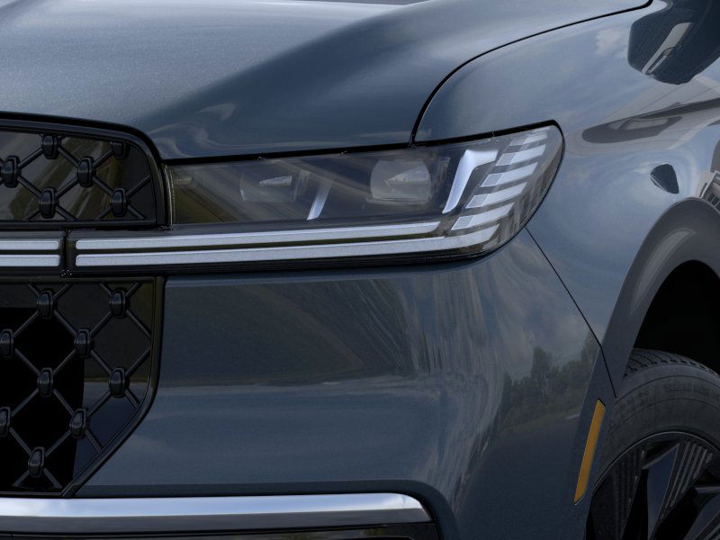 Thumbnail: 2026 Lincoln Navigator L - 19