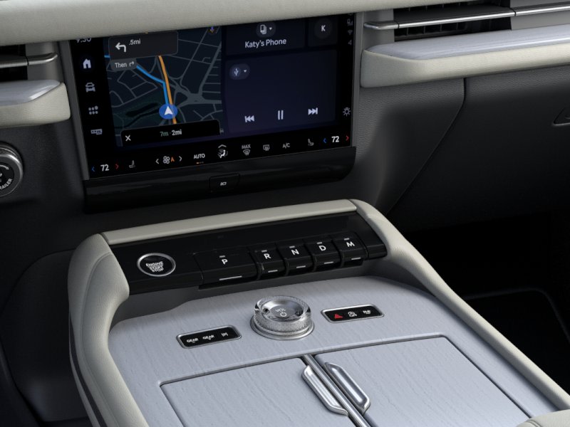 Thumbnail: 2026 Lincoln Navigator L - 17