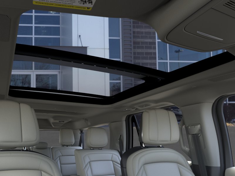 Thumbnail: 2026 Lincoln Navigator L - 22