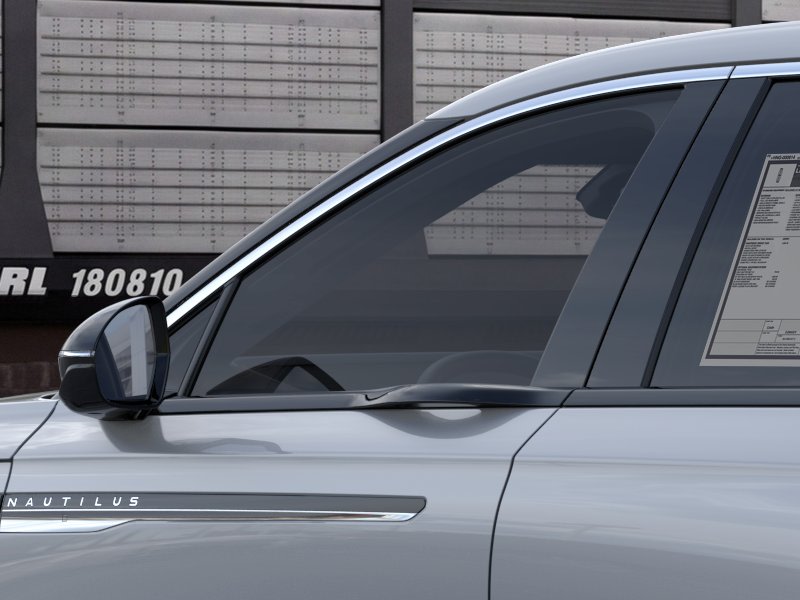 Thumbnail: 2026 Lincoln Nautilus - 7