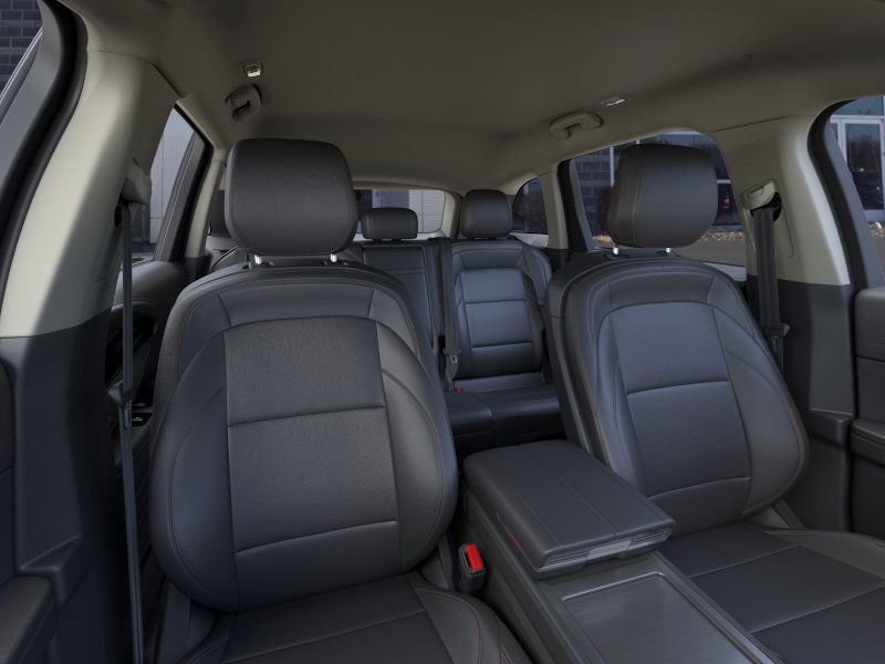 Thumbnail: 2026 Lincoln Nautilus - 9