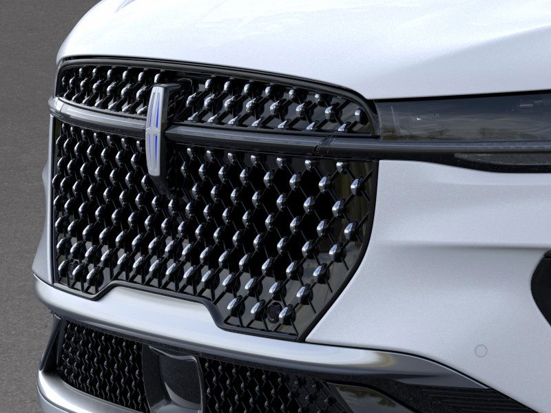 Thumbnail: 2026 Lincoln Nautilus - 12