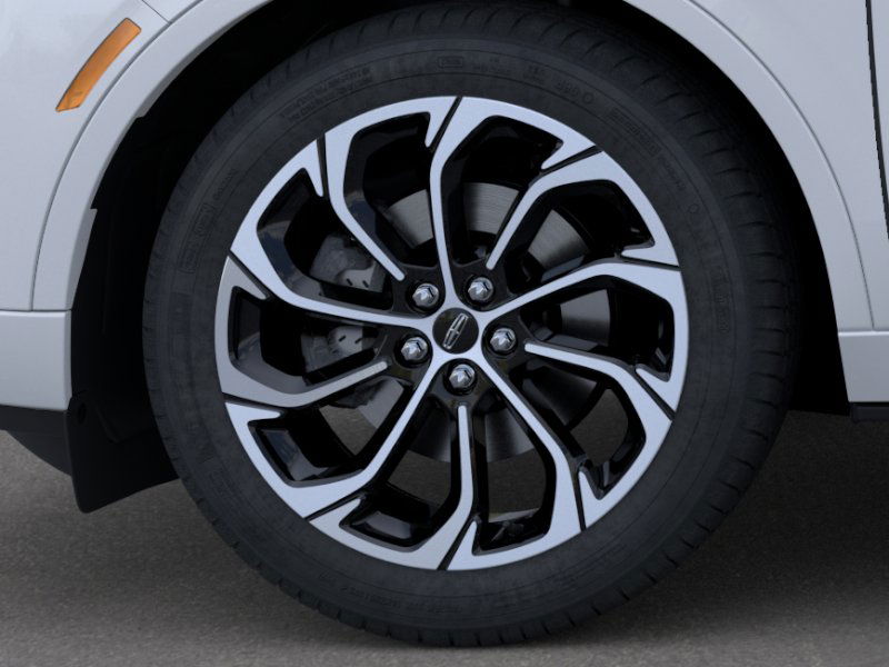 Thumbnail: 2026 Lincoln Nautilus - 7