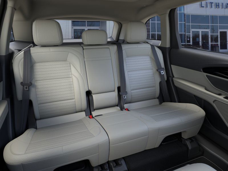 Thumbnail: 2026 Lincoln Nautilus - 10