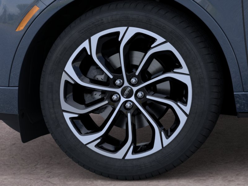 Thumbnail: 2026 Lincoln Nautilus - 8