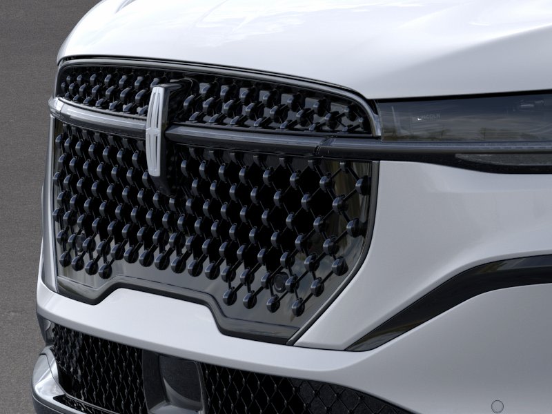 Thumbnail: 2026 Lincoln Nautilus - 12