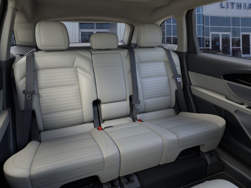 Thumbnail: 2026 Lincoln Nautilus - 15