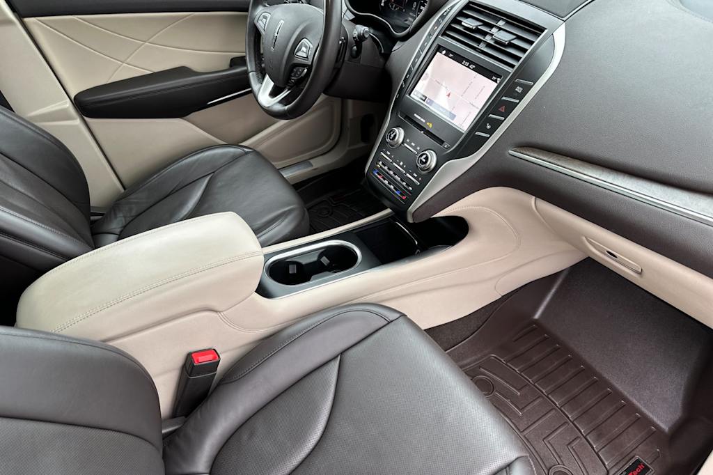 Thumbnail: 2019 Lincoln MKC - 9