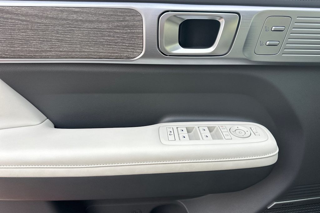 Thumbnail: 2024 Hyundai Santa Fe - 19