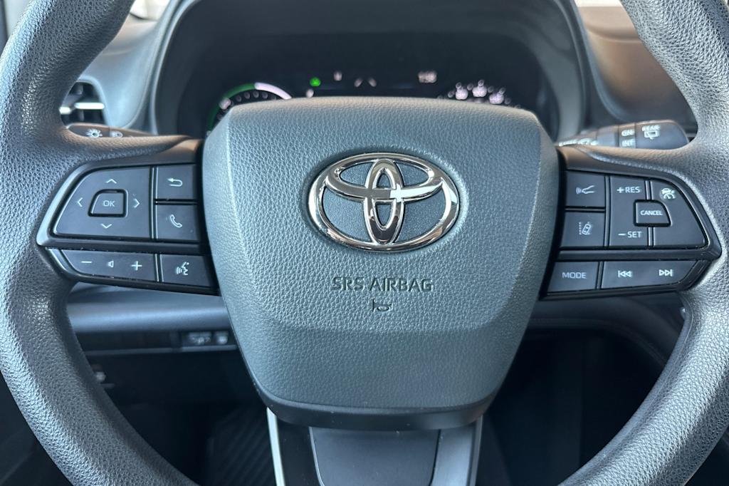 Thumbnail: 2025 Toyota Sienna - 28