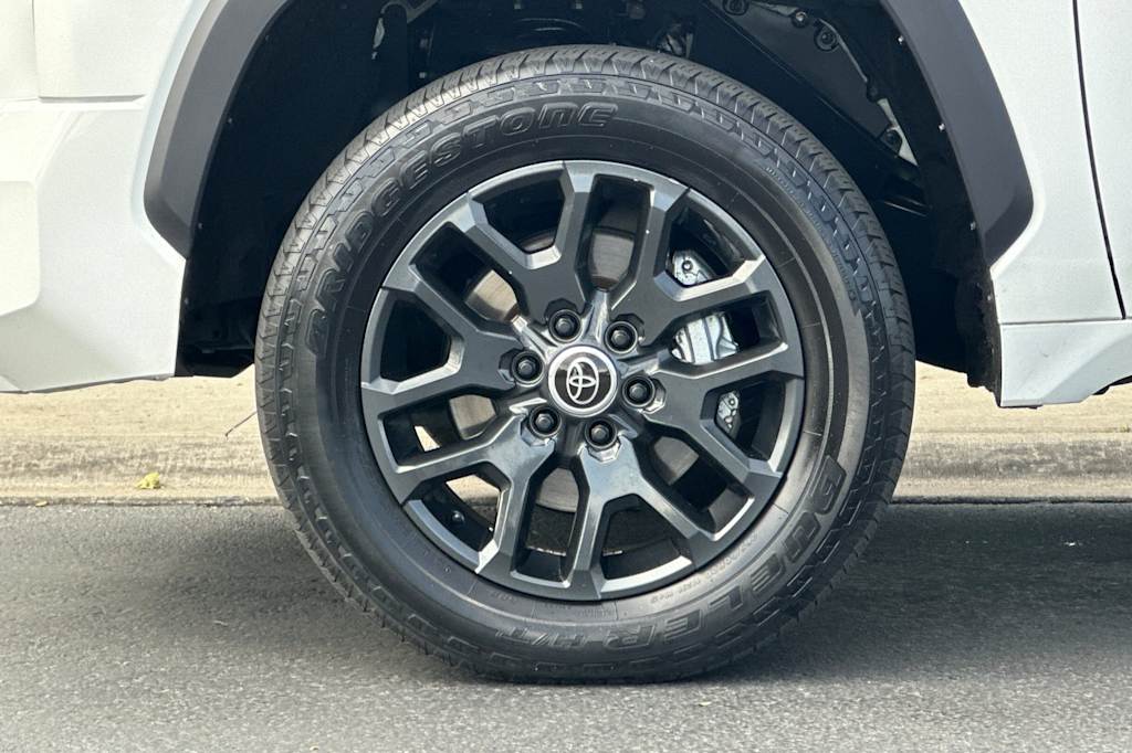 Thumbnail: 2023 Toyota Tundra - 7